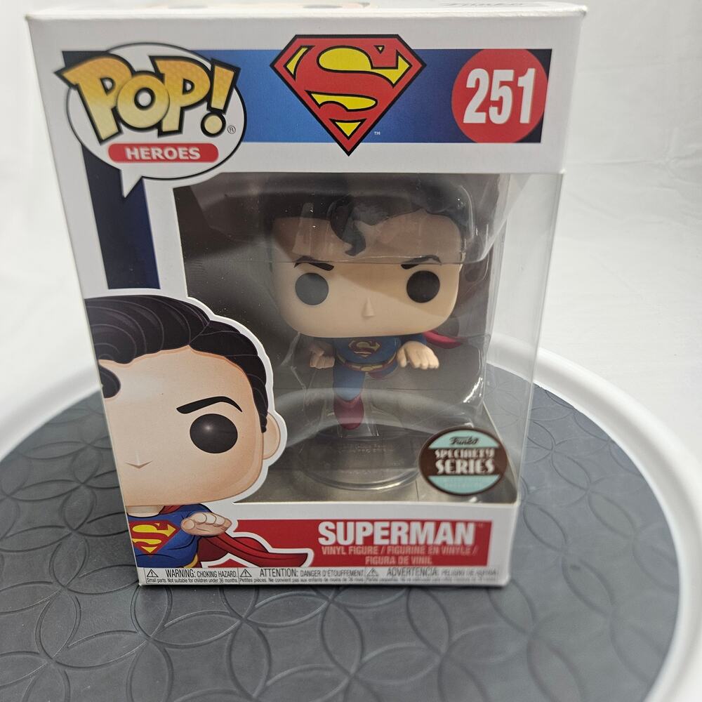 Funko Pup Superman #251, Collectable, Bobble-Head